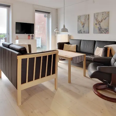 Appartamento Terje - 2-3km From The Sea By Interhome