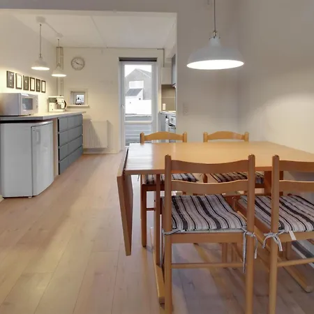 Appartamento Terje - 2-3km From The Sea By Interhome *